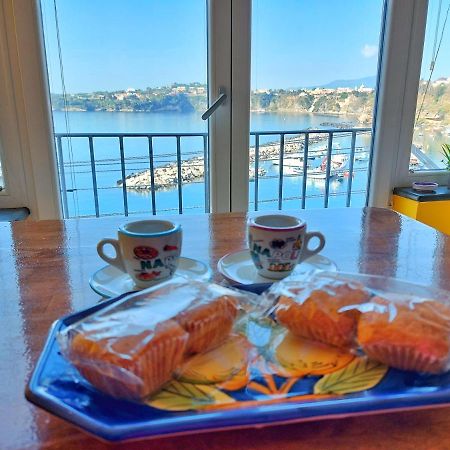 Apartament La Casa Azzurra Procida Zewnętrze zdjęcie