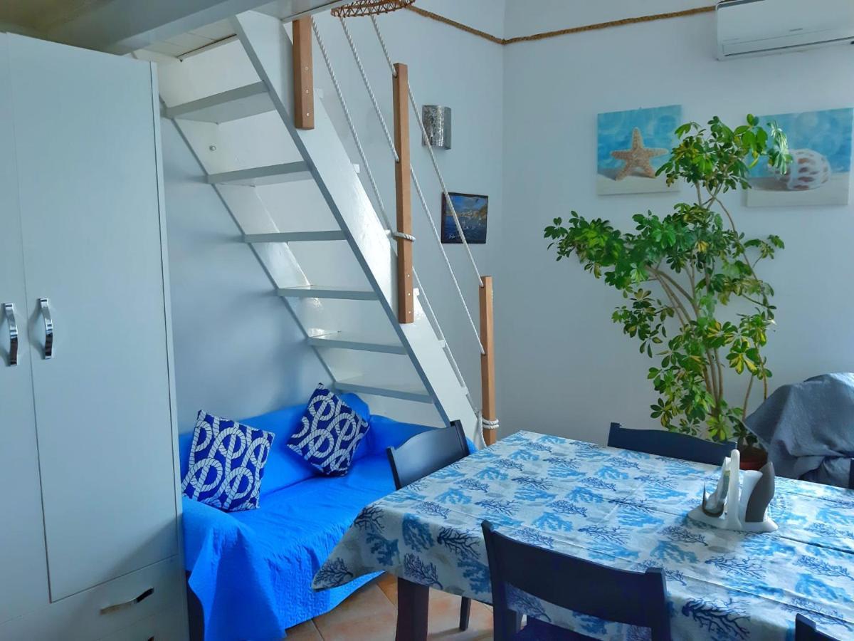 Apartament La Casa Azzurra Procida Zewnętrze zdjęcie