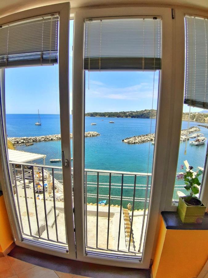 Apartament La Casa Azzurra Procida Zewnętrze zdjęcie