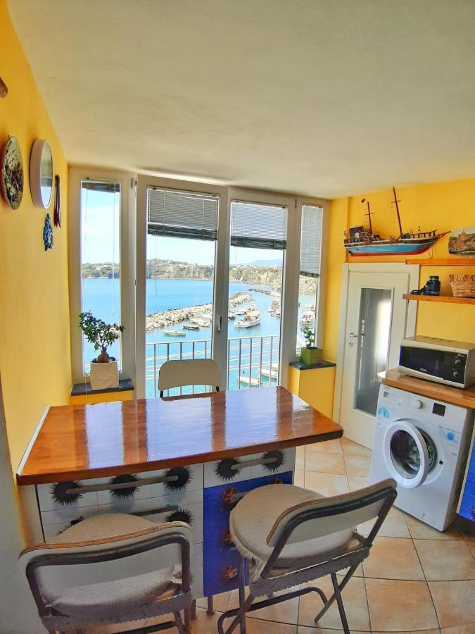 Apartament La Casa Azzurra Procida Zewnętrze zdjęcie